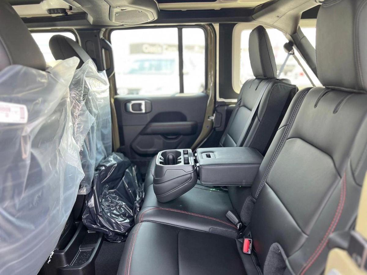 Jeep Wrangler EXPORT PRICE - Rubicon 2.0T - Granite Grey-15-15