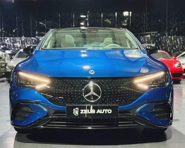 Mercedes-Benz EQE 350 2023 GCC specs for 205,000.00 AED