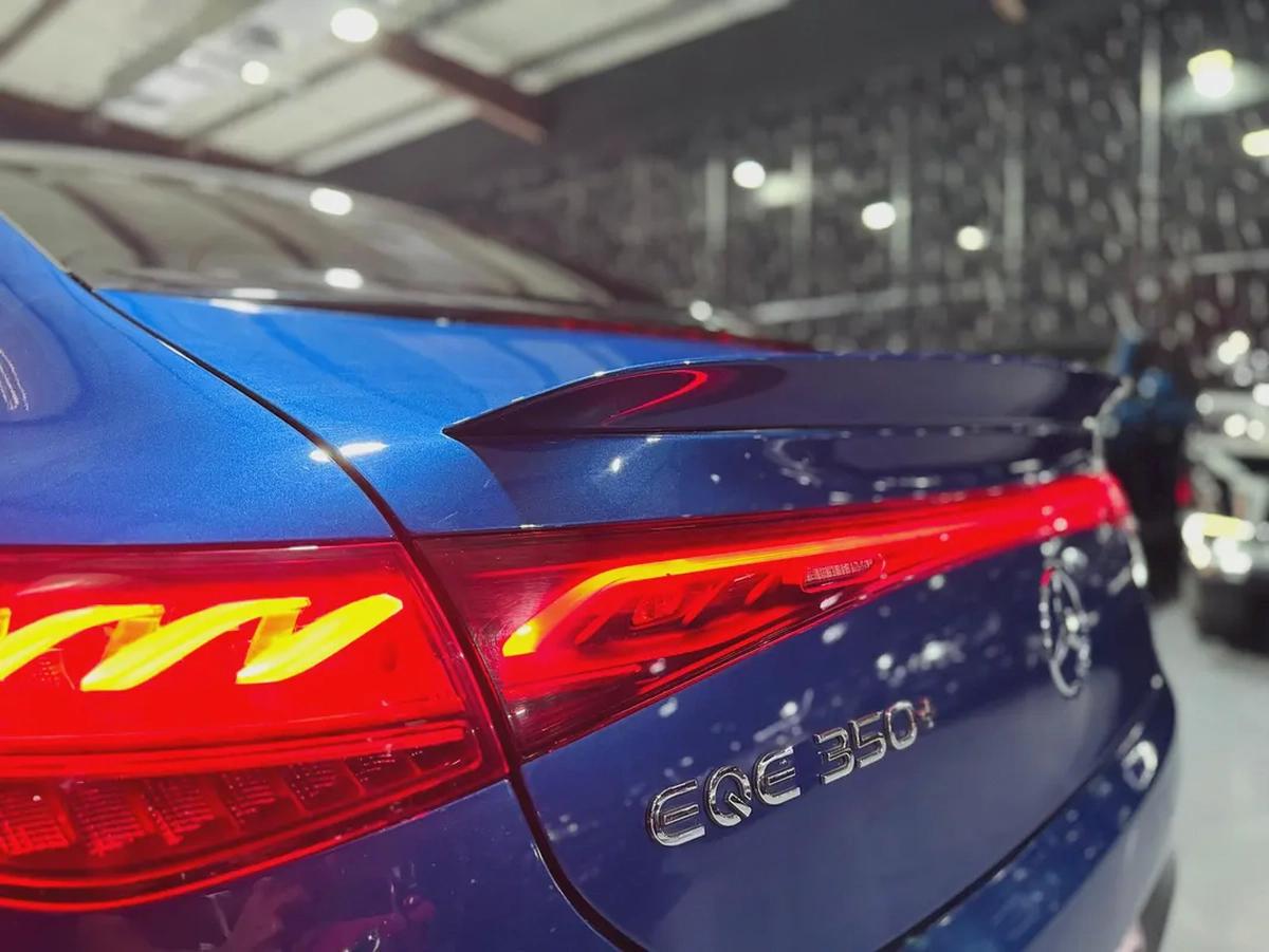 Mercedes-Benz EQE 350 2023 GCC specs for 205,000.00 AED-6-6