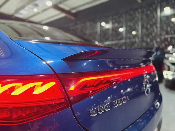 Mercedes-Benz EQE 350 2023 GCC specs for 205,000.00 AED