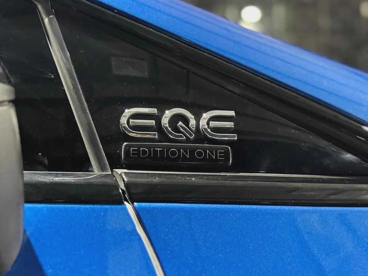 Mercedes-Benz EQE 350 2023 GCC specs for 205,000.00 AED-7-7