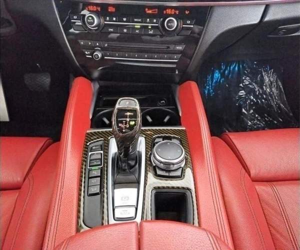 BMW X6 50i LUXURY V8 4.4L-8CYL ORIGINAL PAINT - FULLY AGENCY MAINTAINED. AGMC-DUBAI