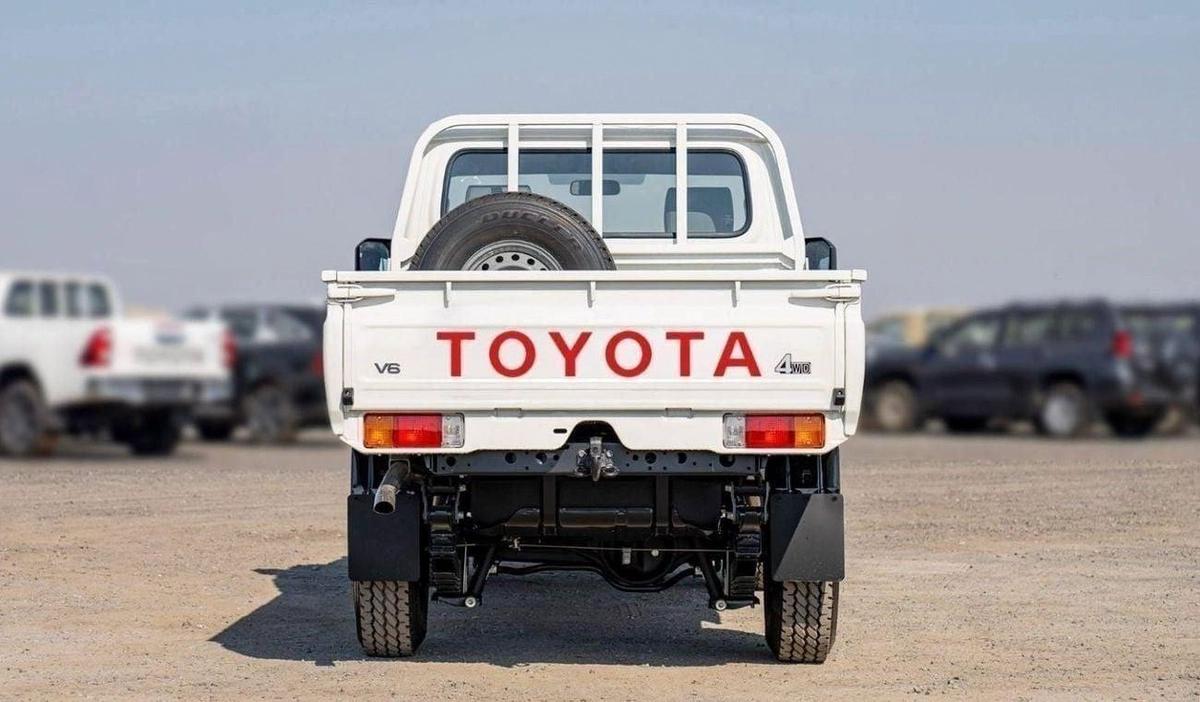 Toyota Land Cruiser Pick Up LC79 SC 4.2L V6 DIESEL-4-4