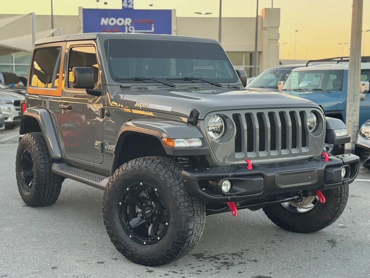 Jeep Wrangler in showroom condition-1-1