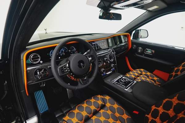 2026 ROLLS ROYCE CULLINAN | BALCK BADGE | GCC | DEALER WARRANTY SERVICE