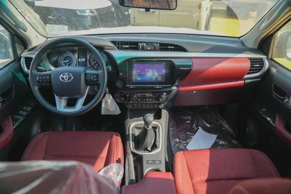 2026 Toyota Hilux Double Cab MANUAL M/T GLX - GCC Specs - Brand New!