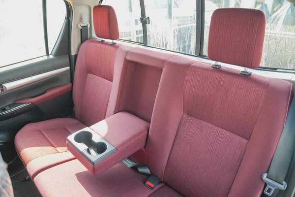 2026 Toyota Hilux Double Cab MANUAL M/T GLX - GCC Specs - Brand New!