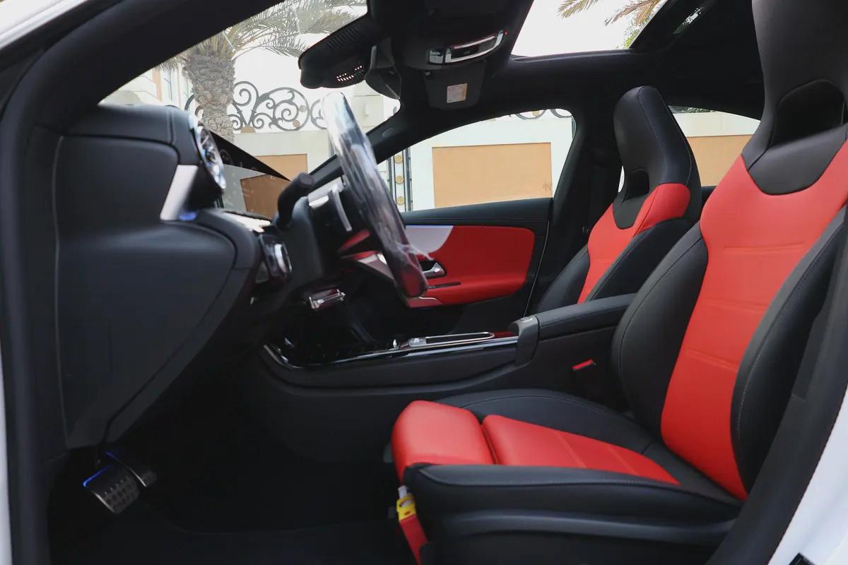 Mercedes-benz CLA250-2025-4Matic-2500KM-Under Warranty AND Service -GCC Specs-8-8