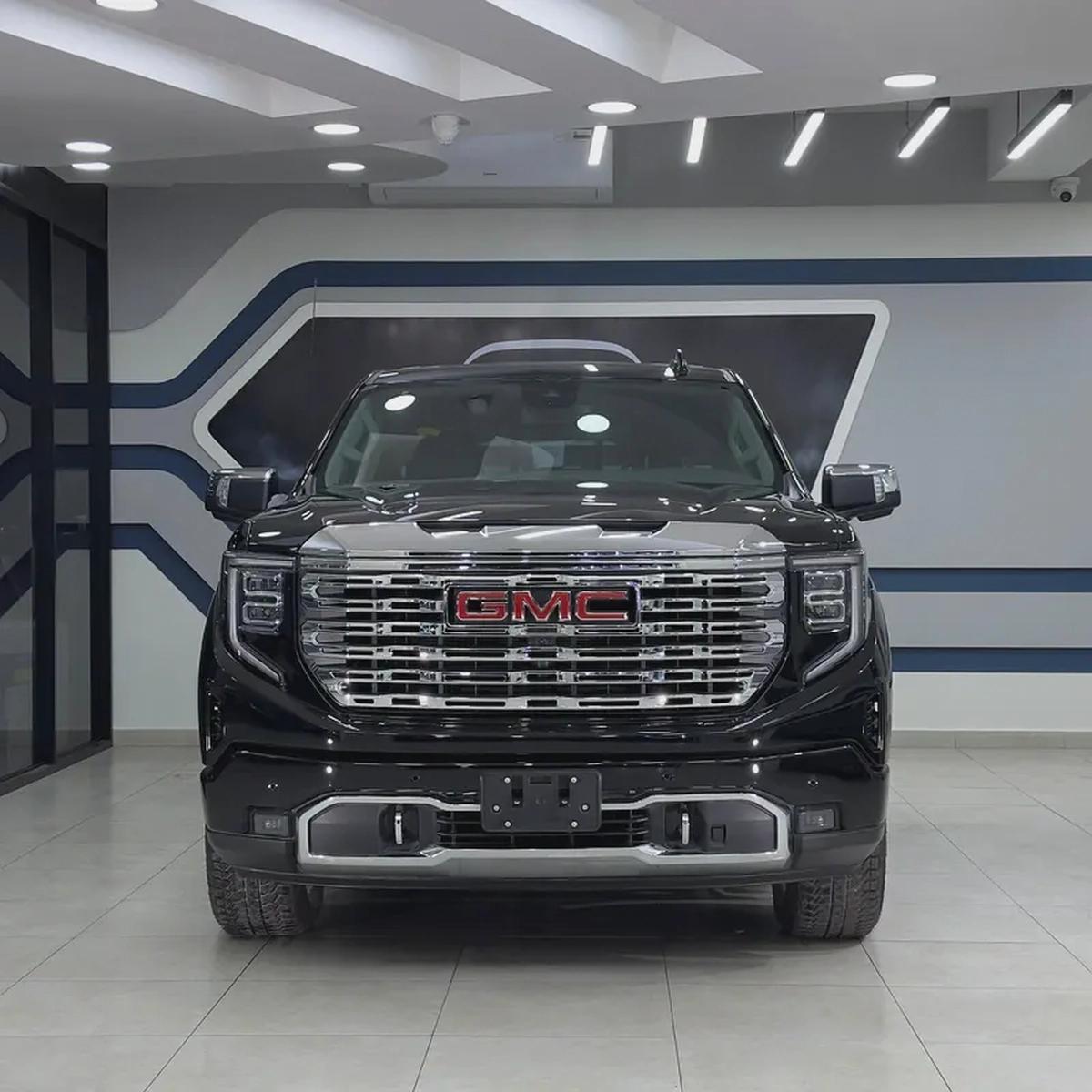 2025 GMC Sierra Denali Duramax Diesel 3.0L Turbo-1-1