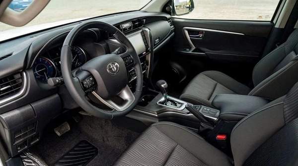 Toyota Fortuner 2.4L Diesel 2025