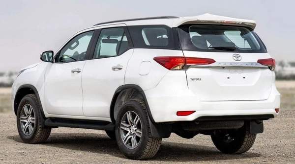 Toyota Fortuner 2.4L Diesel 2025