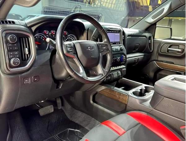 2021 Chevrolet Silverado 1500 LT Trail Boss - GCC Specs - Excellent Condition