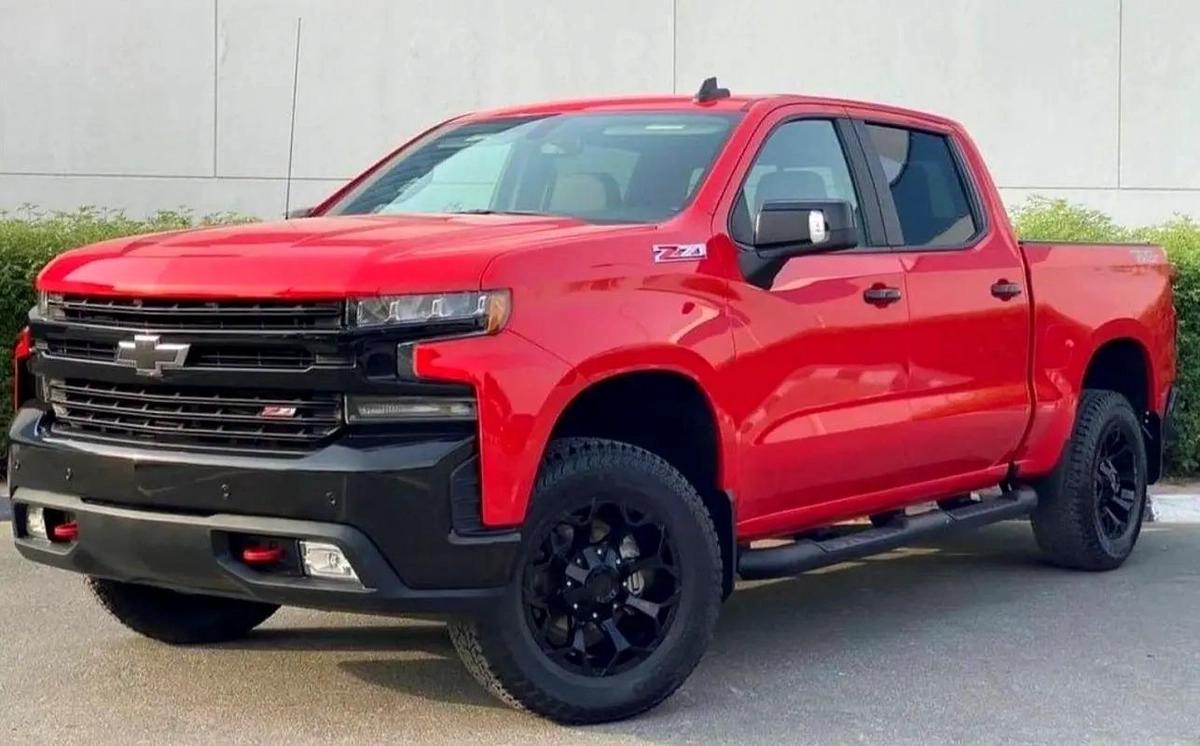 2021 Chevrolet Silverado 1500 LT Trail Boss - GCC Specs - Excellent Condition-0-0