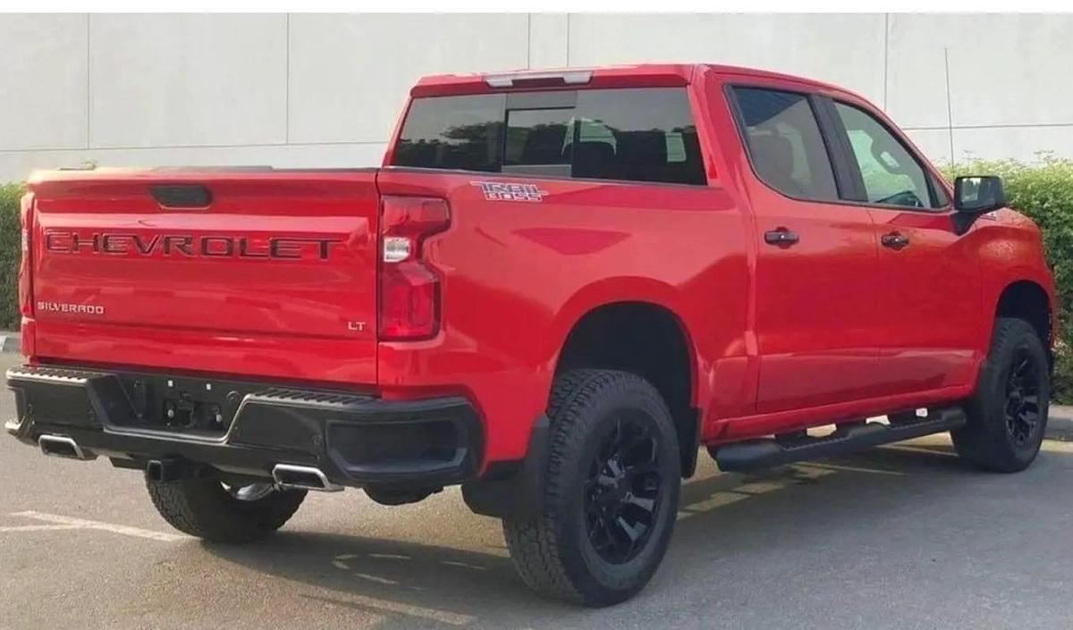 2021 Chevrolet Silverado 1500 LT Trail Boss - GCC Specs - Excellent Condition-4-4