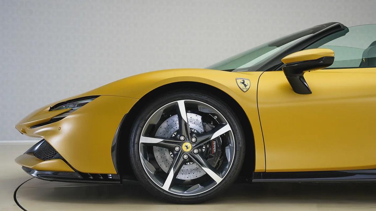 Special Offer | AED 23,620 PM | GCC, Special Paint | SF90 Spider-11-11