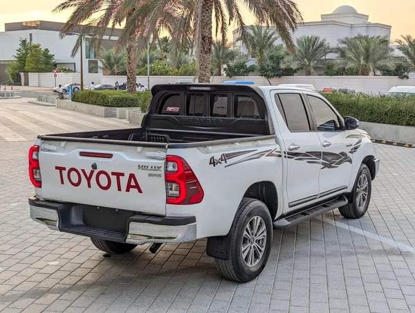 Toyota Hilux SR5
