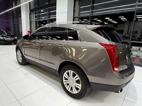 GCC Cadillac SRX Luxury 2011 - Well Maintained
