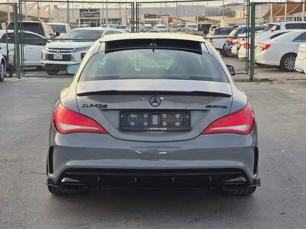 مرسيدس CLA45 مواصفات خليجية 2015 بحالة جيدة