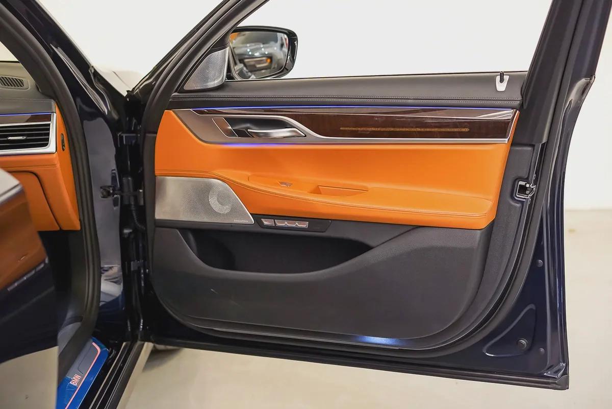 AED 1394 PM | BMW 750Li X drive 2017 | HIGH SPECS | PRISTINE CONDITION | 1 YEAR WARRANTY | GCC-12-12