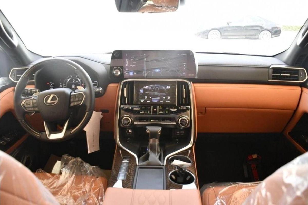 Lexus LX 600 LX 600 VIP-11-11