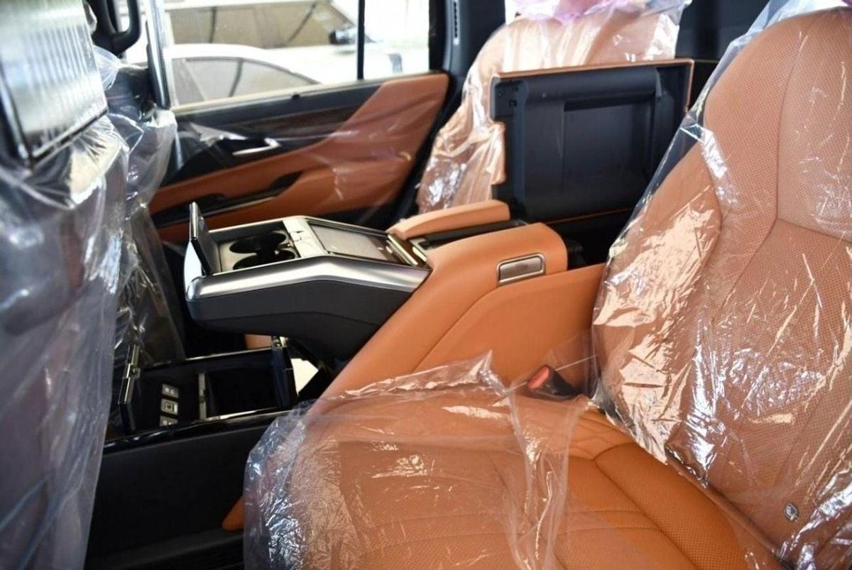Lexus LX 600 LX 600 VIP-12-12