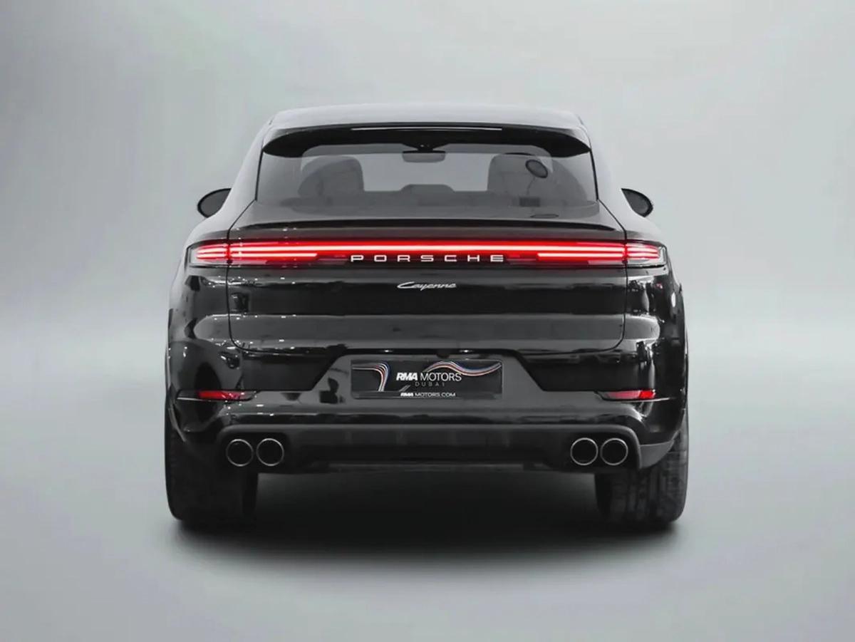 8,062 AED / 60 months | 0% DP | 2024 Porsche Cayenne / Porsche Warranty-3-3