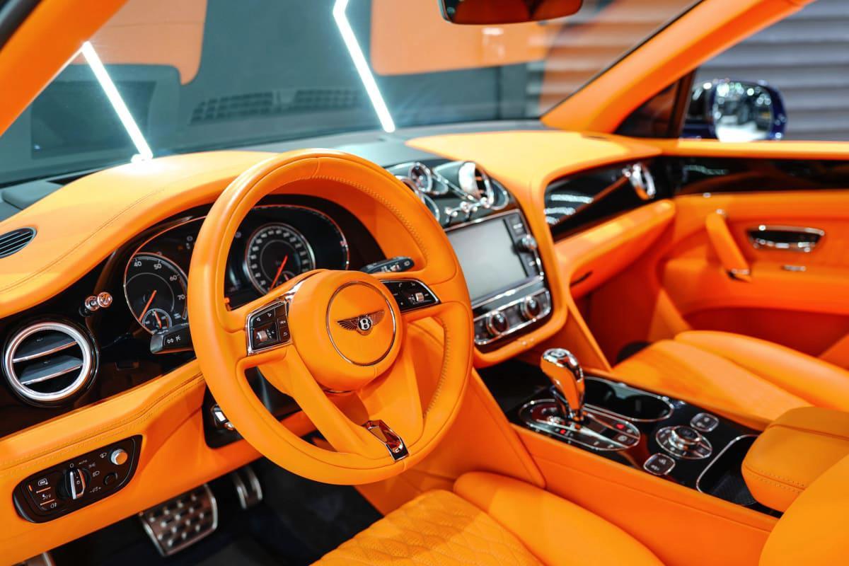 Bentley Bentayga-10-10