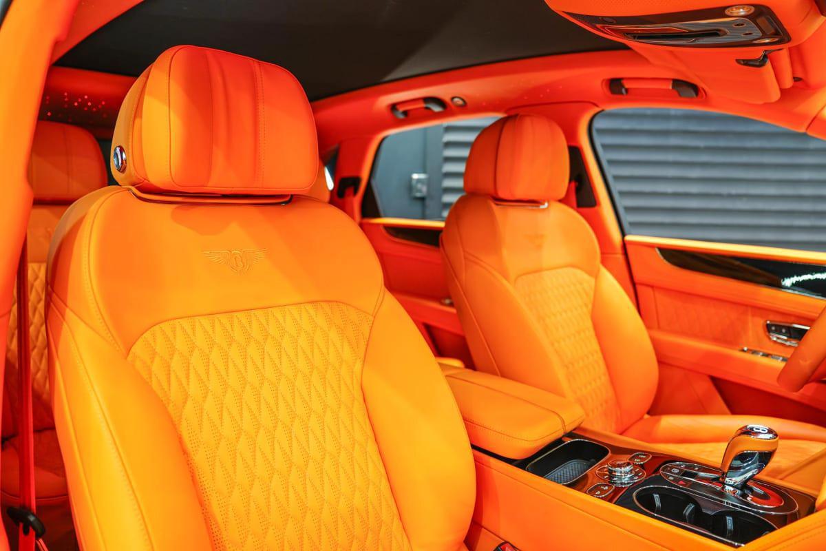 Bentley Bentayga-4-4