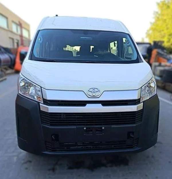 Toyota Hiace HIACE 2.8 AUTOMATIC DIESEL