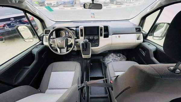 Toyota Hiace HIACE 2.8 AUTOMATIC DIESEL