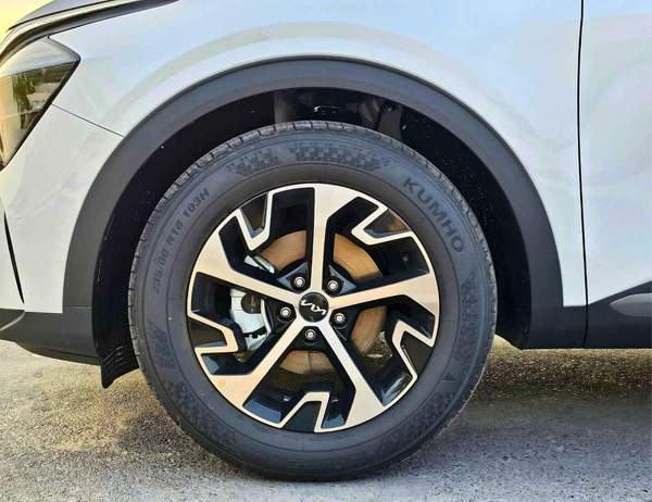 Kia Sportage PREMIUM SMART VERSION / 1.5L PETROL V4 / 360 CAMERA / PANORAMIC ROOF (CODE # KSRP)