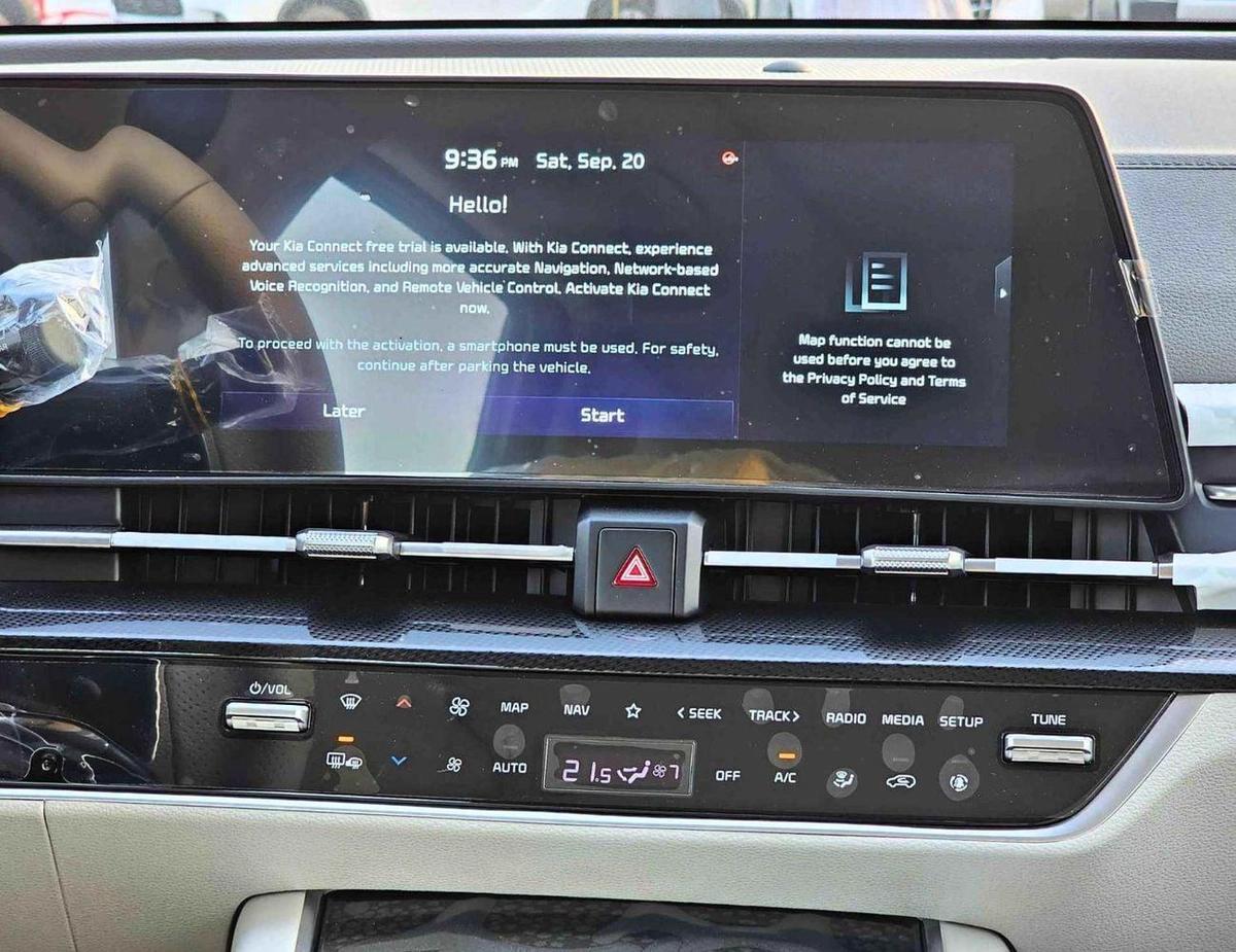 Kia Sportage PREMIUM SMART VERSION / 1.5L PETROL V4 / 360 CAMERA / PANORAMIC ROOF (CODE # KSRP)-15-15