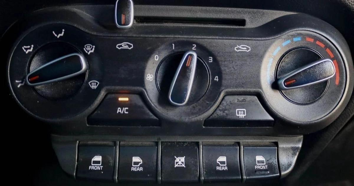 Used Kia Pegas 2022-14-14