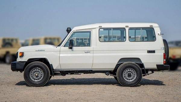 Toyota Land Cruiser 70 TOYOTA LAND CRUISER HARD TOP 3 DOORS 4.2L DIESEL 2024