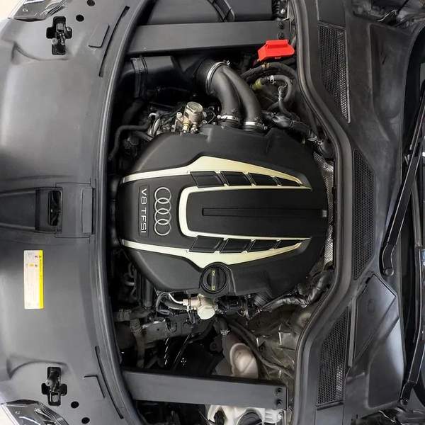 2016 Audi A8L quattro GCC Specs