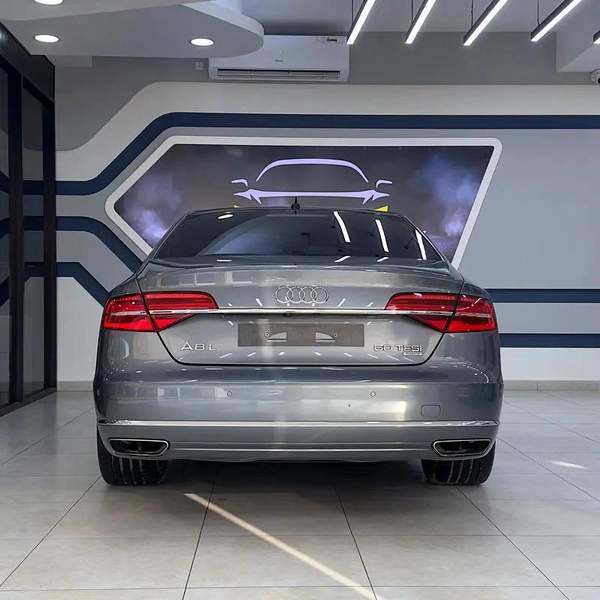 2016 Audi A8L quattro GCC Specs
