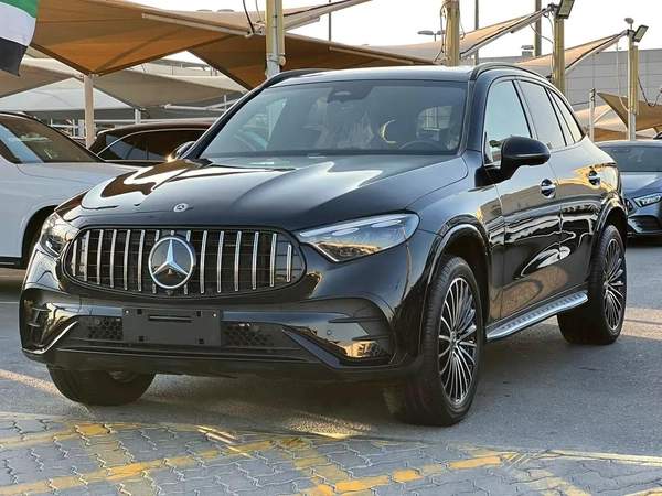 Mercedes benz GLC300 Model 2024 full option