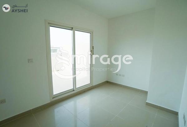 Townhouse for rent in Desert Style, Al Reef Villas