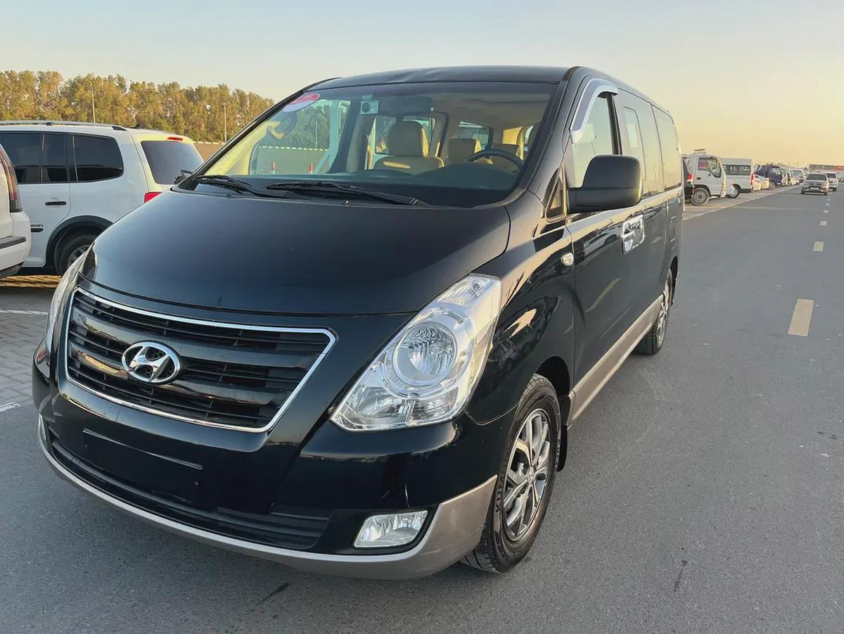 Hyundai H1 GLS 2017 - Korean Specs - Perfect for Family or Business-0-0