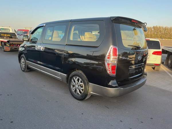 Hyundai H1 GLS 2017 - Korean Specs - Perfect for Family or Business