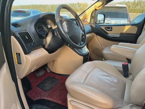 Hyundai H1 GLS 2017 - Korean Specs - Perfect for Family or Business