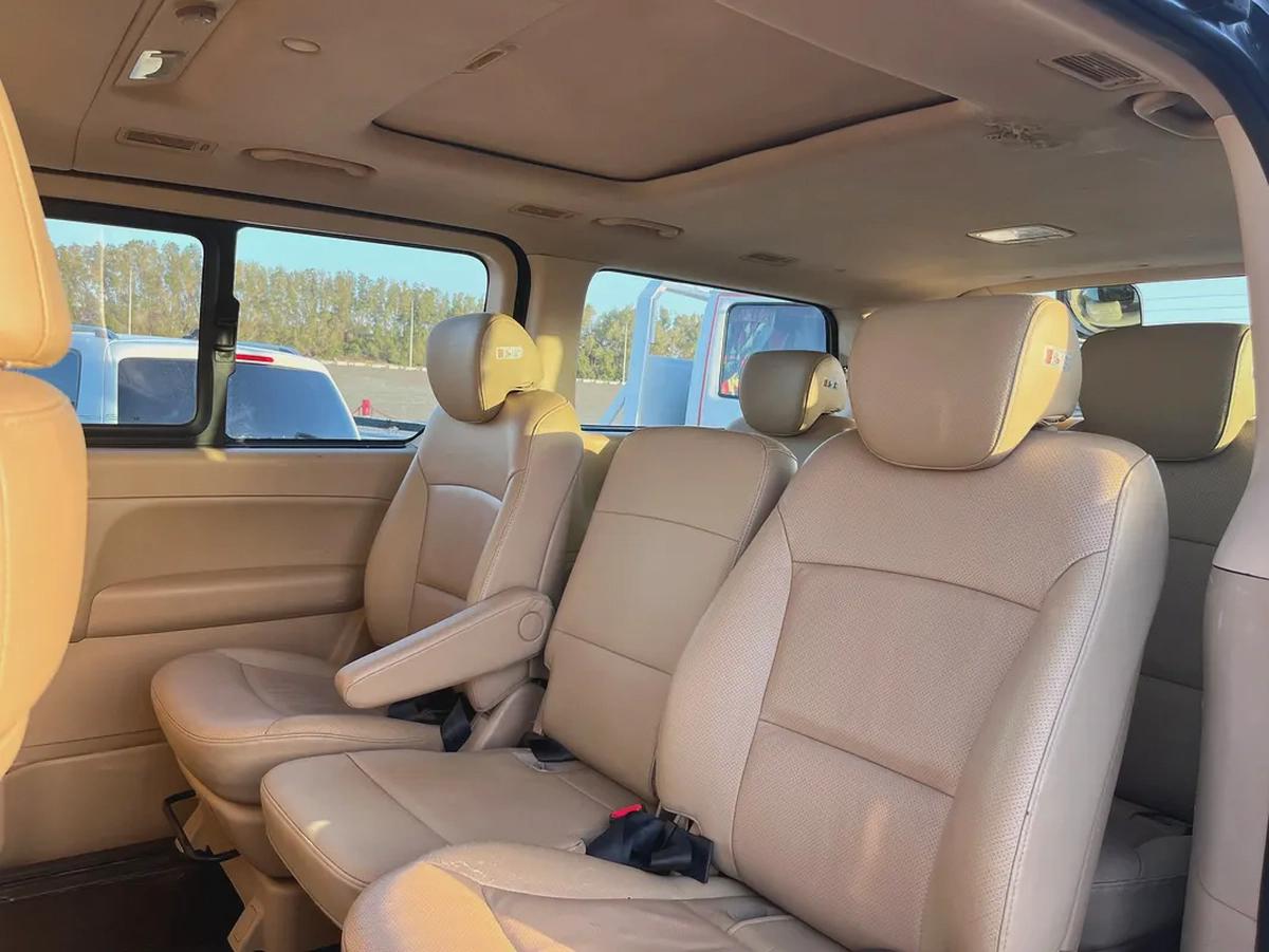 Hyundai H1 GLS 2017 - Korean Specs - Perfect for Family or Business-8-8