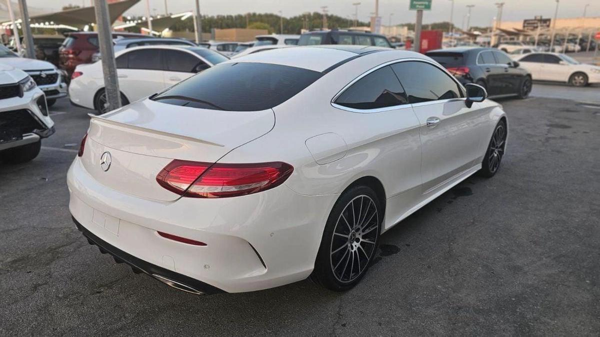 Mercedes-Benz C 200 Mercedes c200 v4 2018-4-4