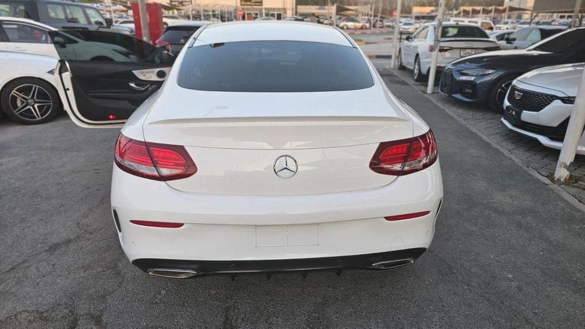 Mercedes-Benz C 200 Mercedes c200 v4 2018-5-5