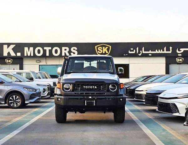 Toyota Land Cruiser Pick Up LX-Z1 LC79 / 2.8L DIESEL V4 4WD / (CODE # LX-Z1)