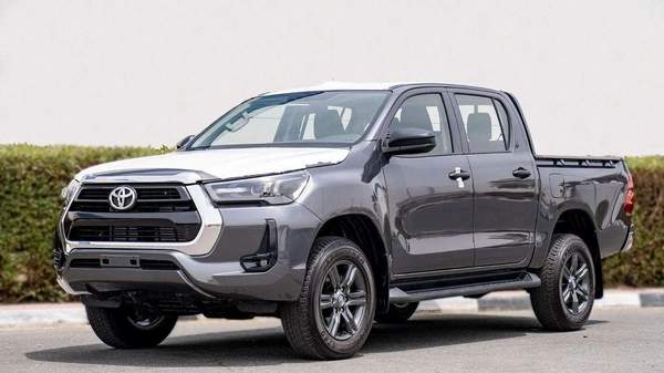 Toyota Hilux HILUX 2.4L MT P.WINDO DIESEL 2026