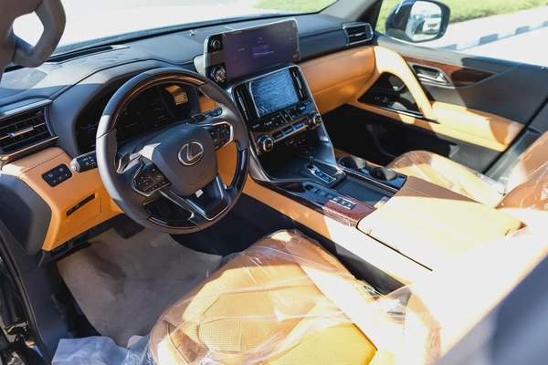 Lexus LX 700h Signature 2026 - GCC Specs - Brand New