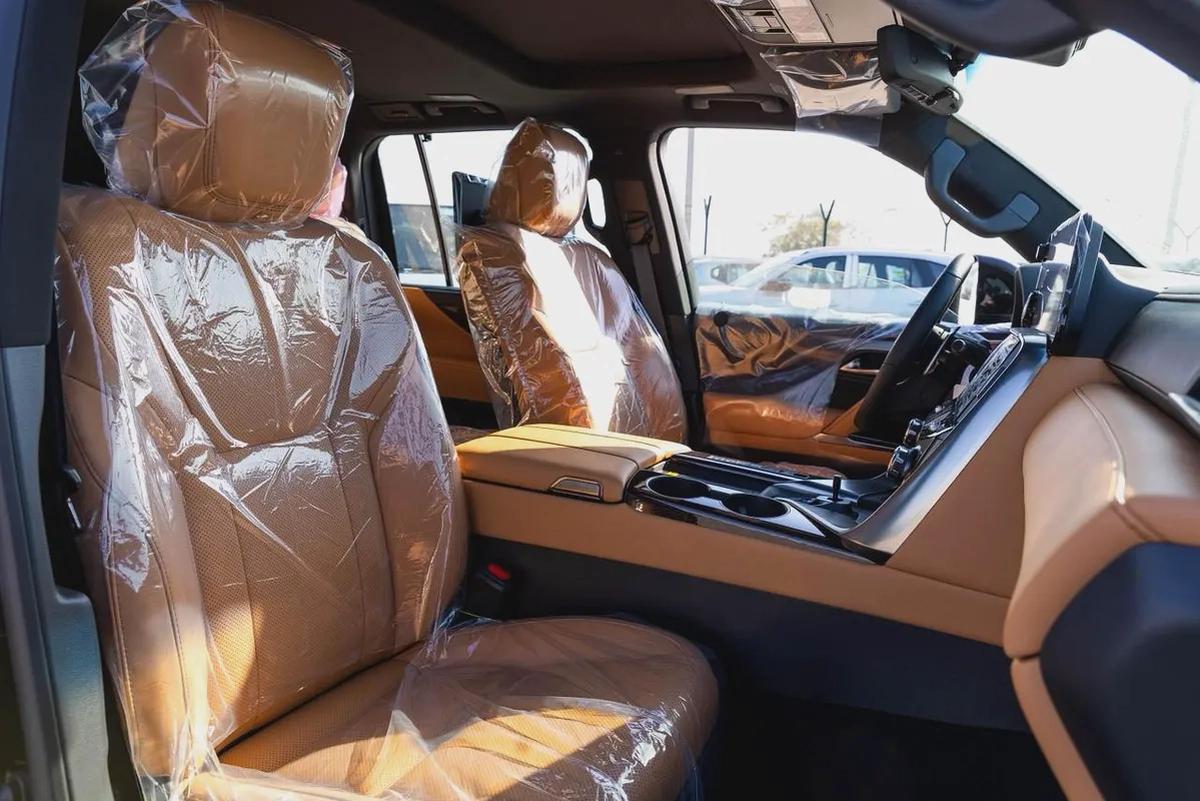 Lexus LX 700h Signature 2026 - GCC Specs - Brand New-12-12