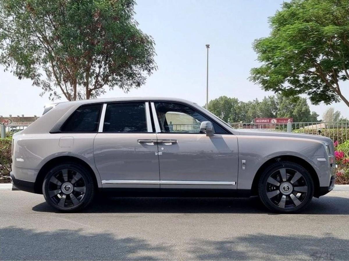 Rolls-Royce Cullinan VIP 2023 ORANGE INTERIOR-3-3