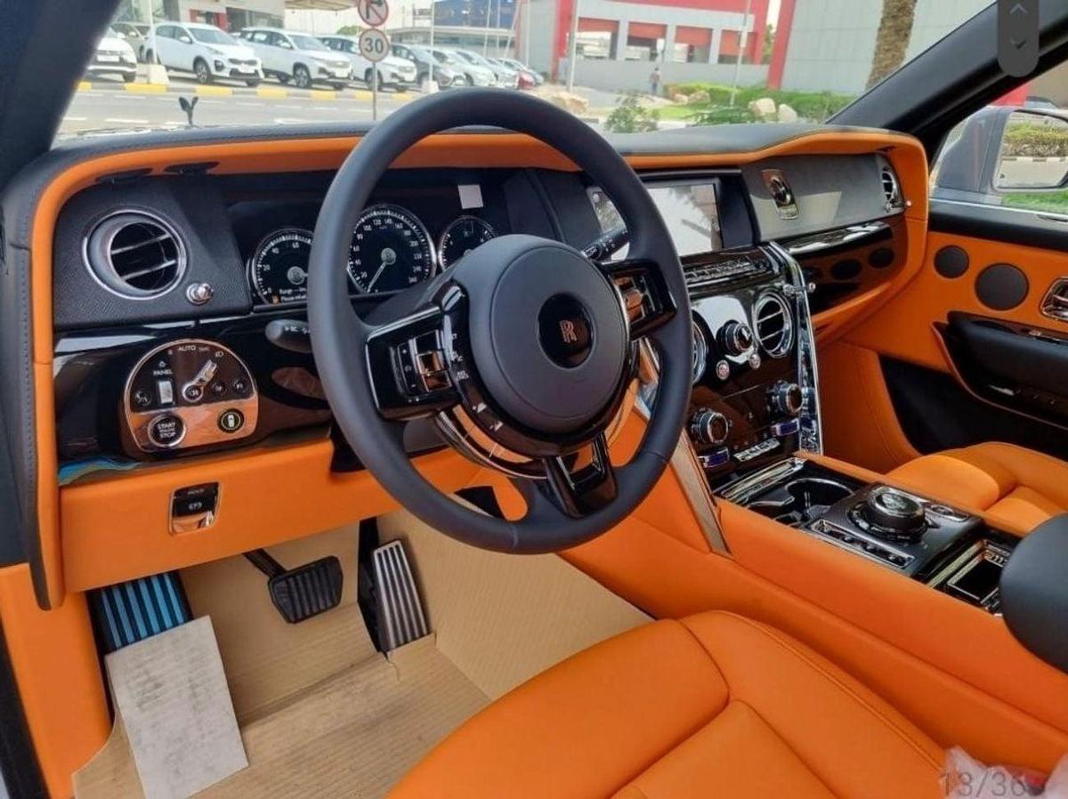 Rolls-Royce Cullinan VIP 2023 ORANGE INTERIOR-9-9